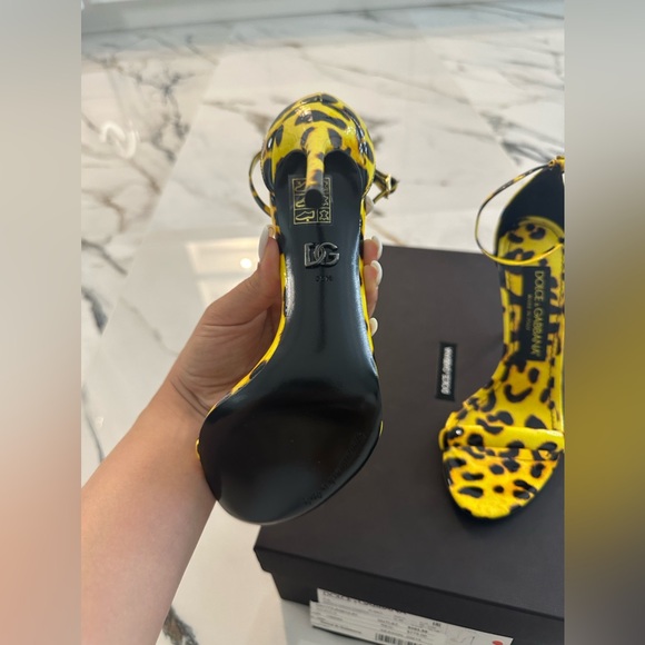 NIB Dolce & Gabbana Yellow Leopard Leather Heels - Picture 6 of 8